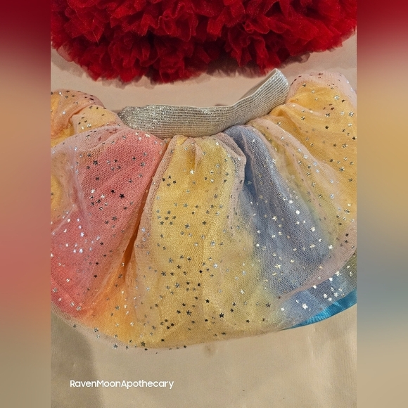 3/15$Bundle Deal  2 Infant Skirts - Picture 2 of 5